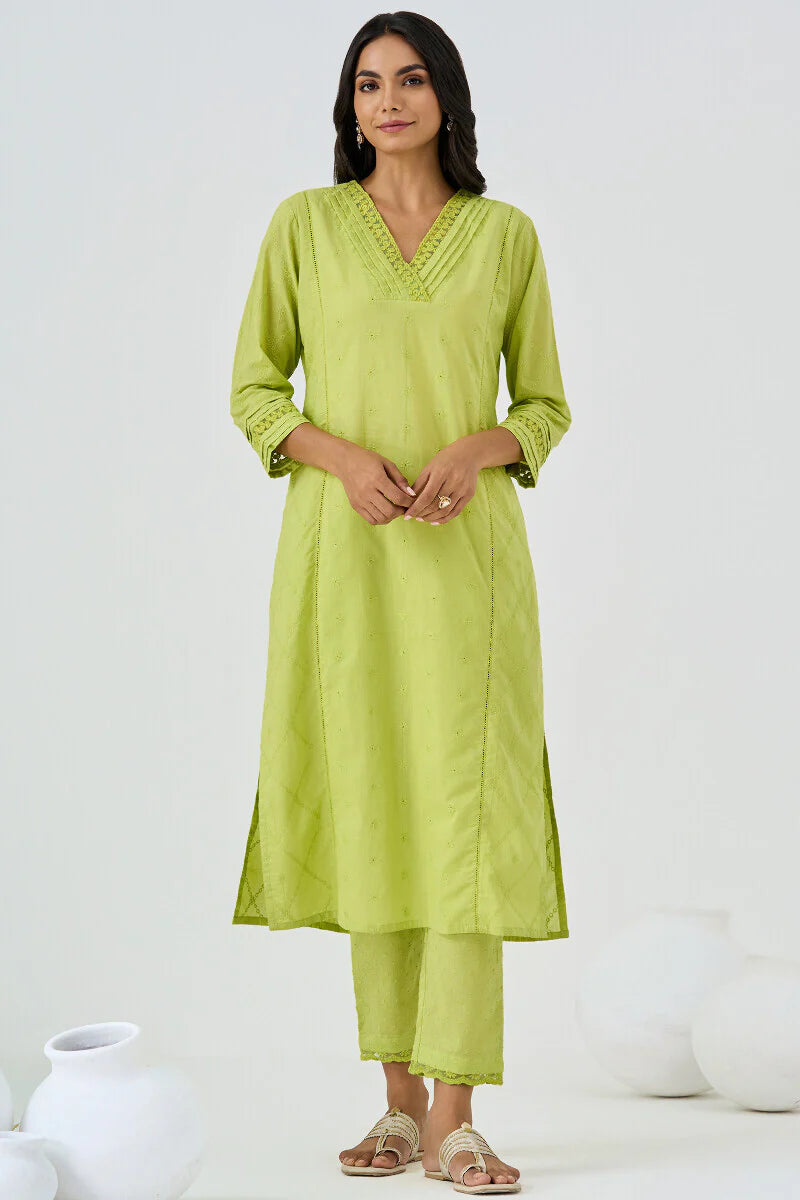 Surplus: Roza Aafiyah Green Schiffli Kurta