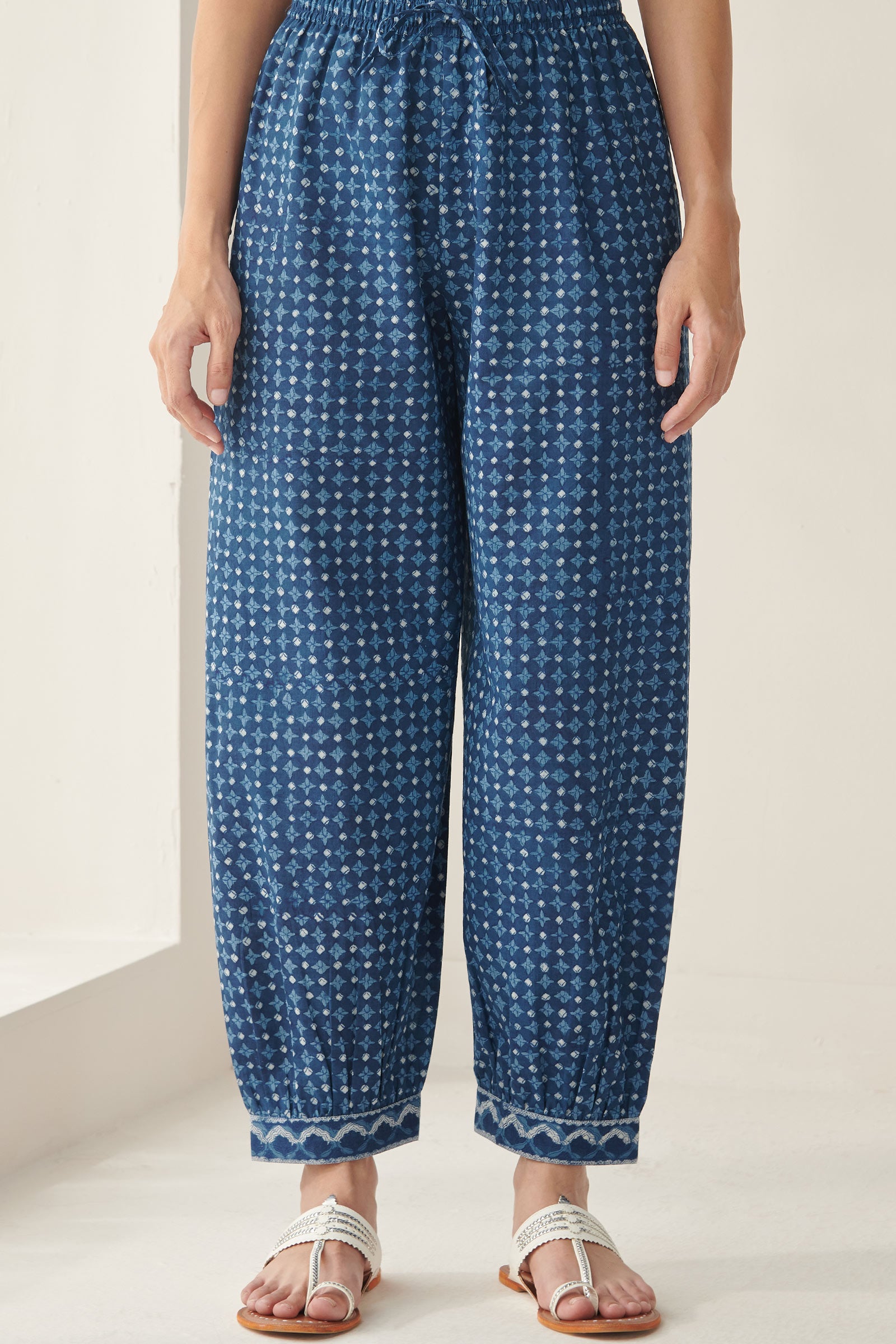 Sehra Nusrat Indigo Izhaar Pants