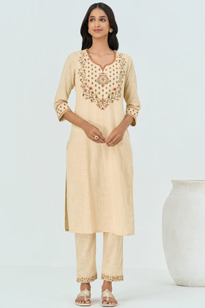 Mehraab Fatima Kurta