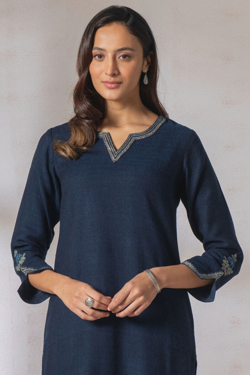 Naadirah Aiza Handloom Kurta
