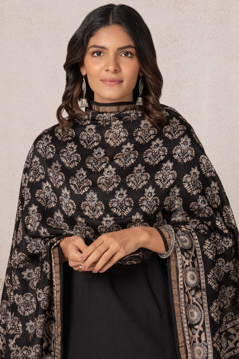 Nasrine Mehnaz Ajrak Chanderi Dupatta
