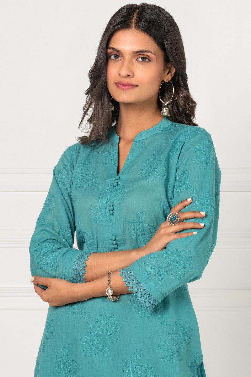 Falak Zeenat Kurta