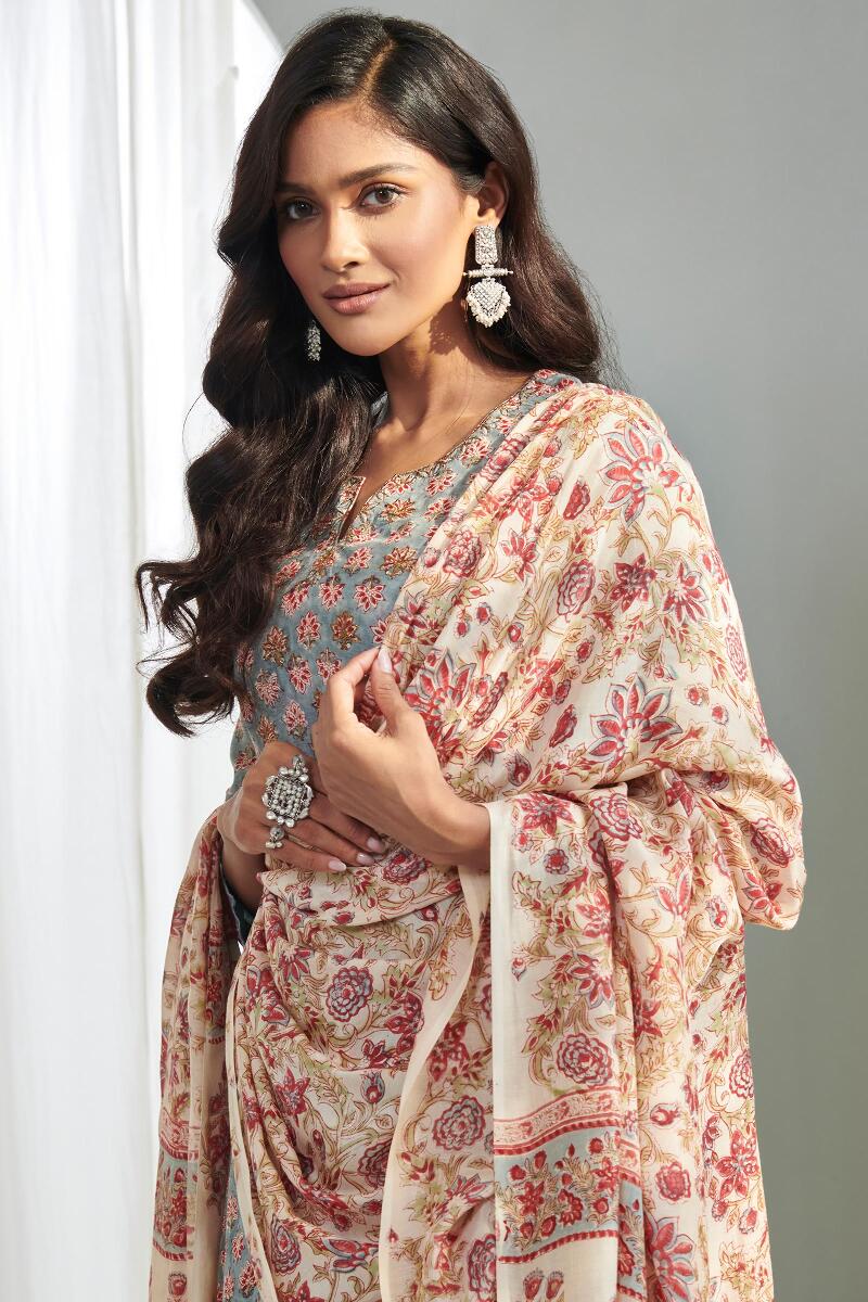 Nasrine Inaya Sanganeri Modal Dupatta