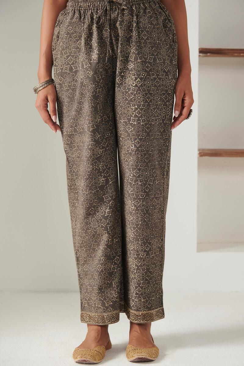 Sehra Zaira Akola Farsi