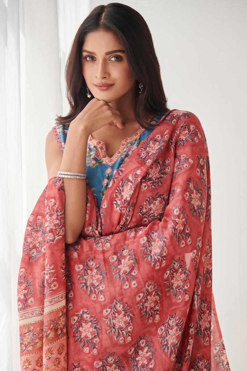 Nasrine Shehnaz Modal Dupatta