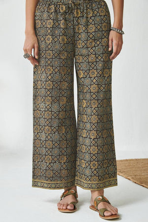 Sehra Rahima Ajrak Farsi