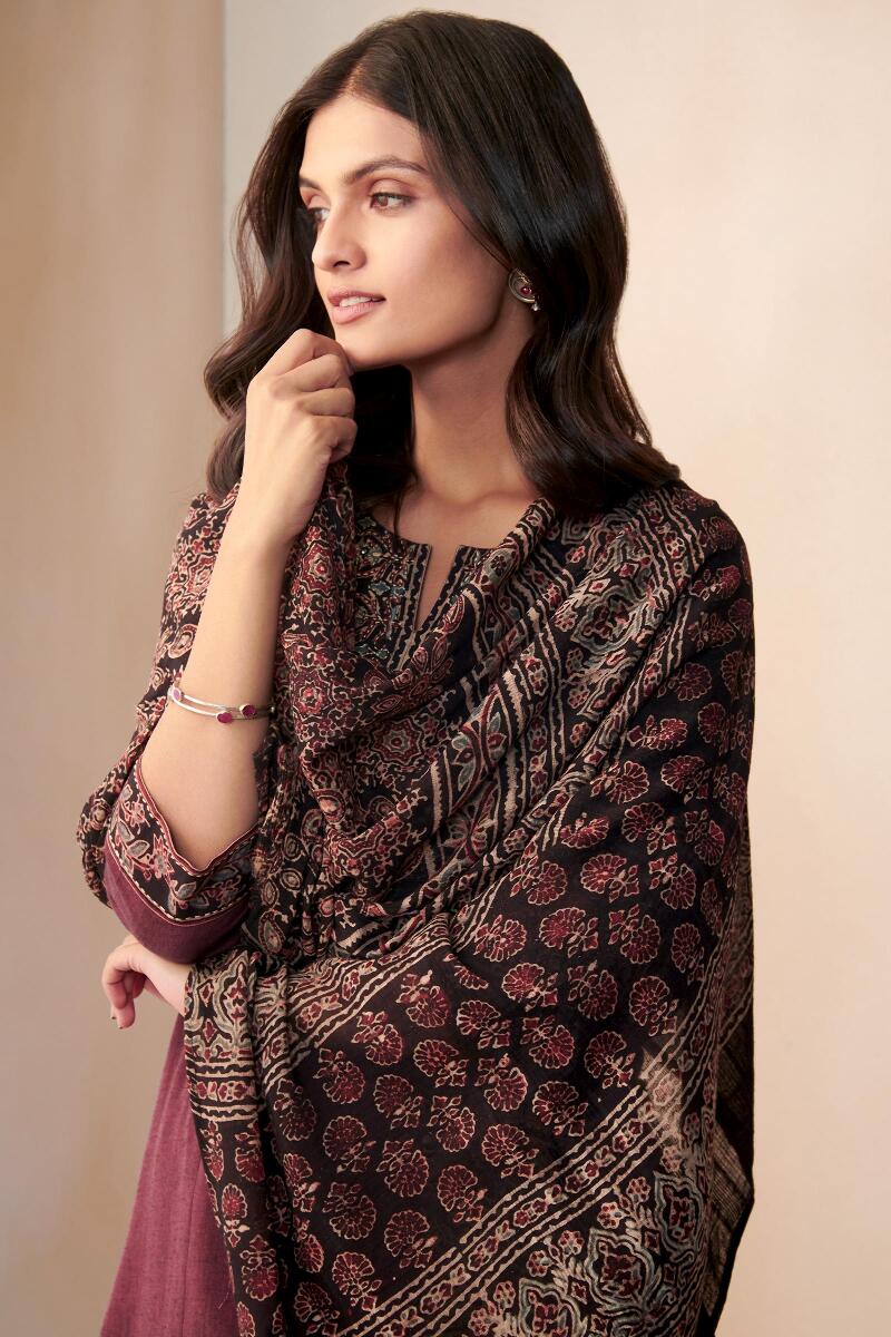 Sehra Gauhar Ajrak Dupatta