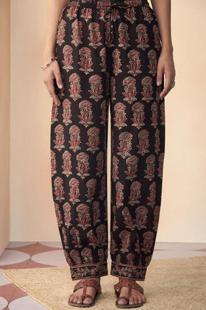 Sehra Gauhar Ajrak Izhaar Pants