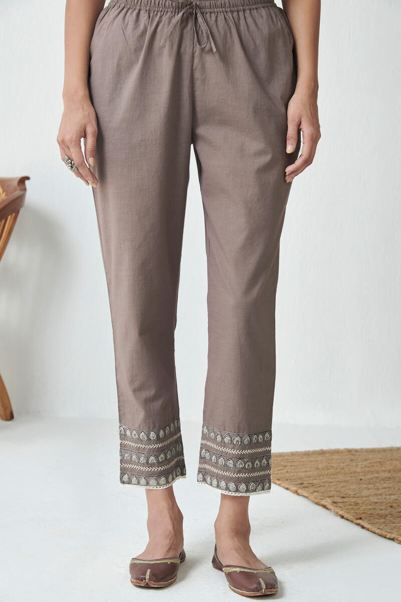 Sehra Afreen Narrow Pants