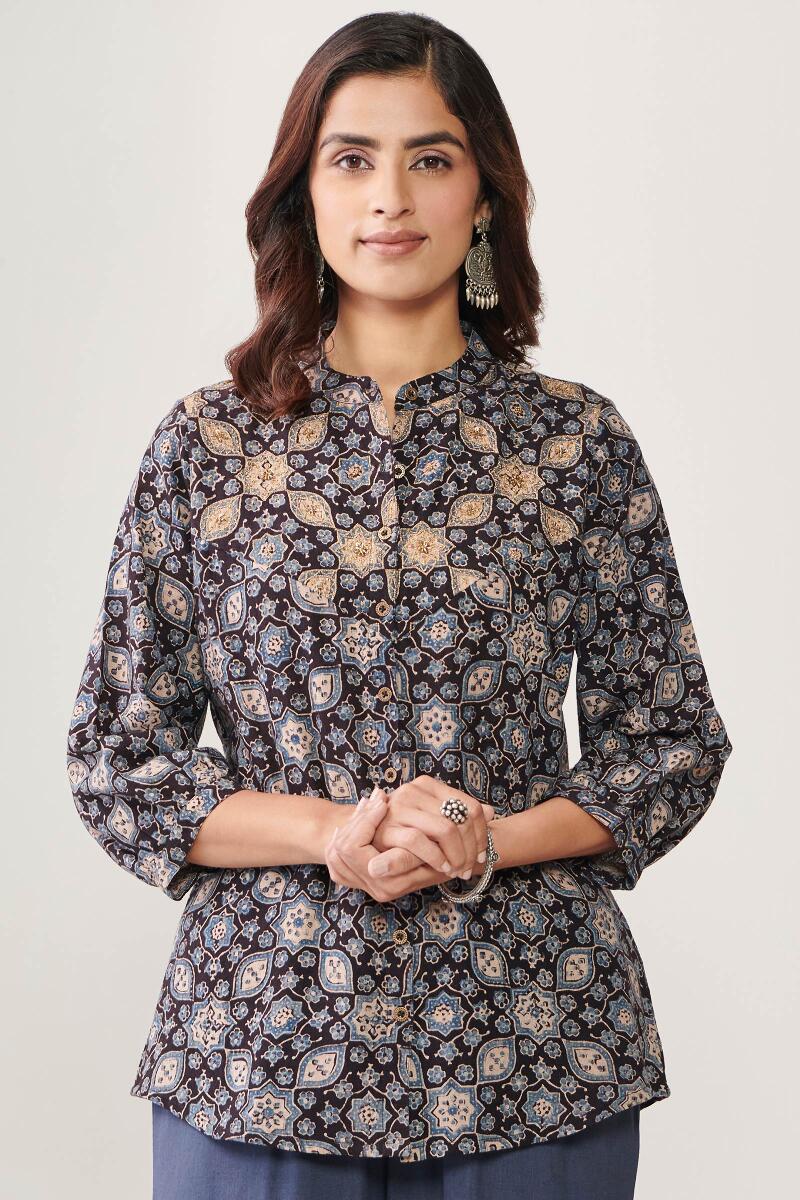 Sehra Tahira Ajrak Top