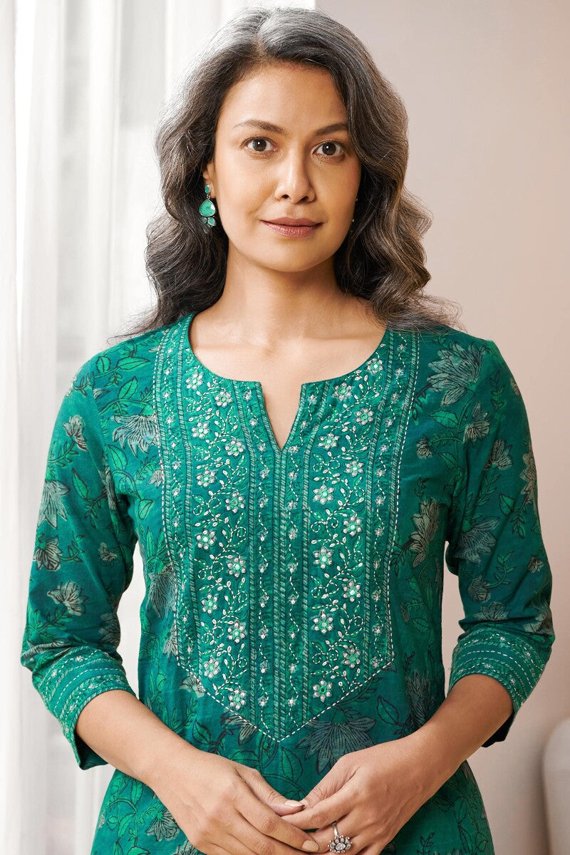 Sehra Zohra Akola Kurta