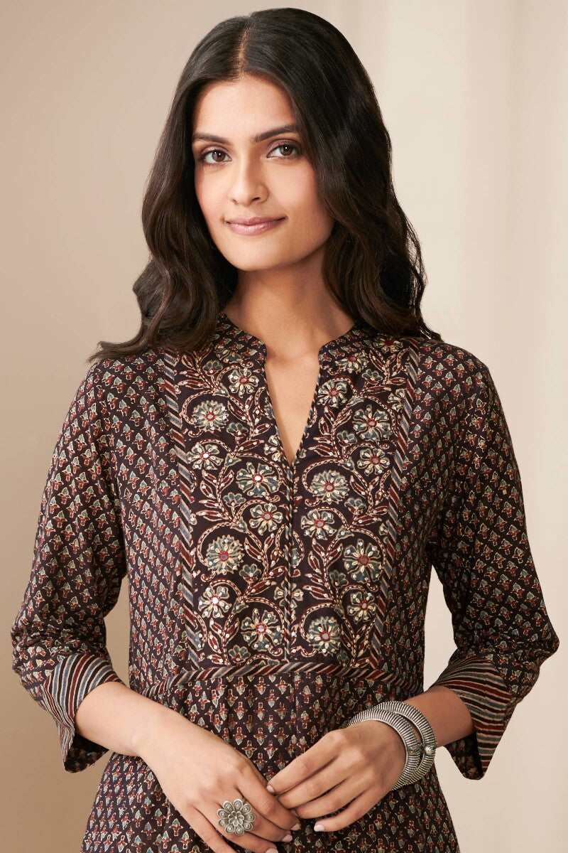Sehra Mirza Ajrak Kurta
