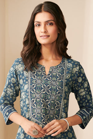 Sehra Zara Ajrak Kurta