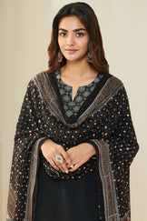 Naadirah Zeenat Ajrak Cotton Dobby Dupatta
