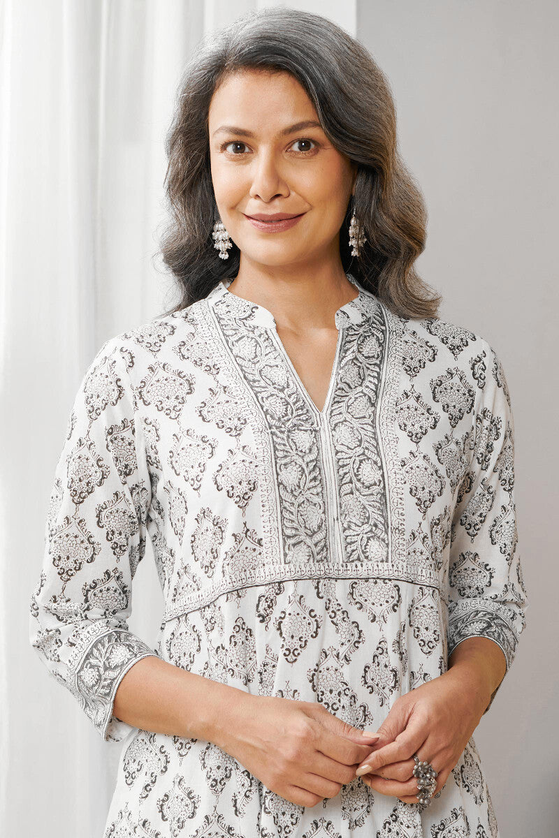 Mumtaz Nazeem Sanganeri Kurta