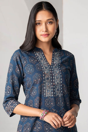 Sehra Rumaisa Akola Kurta
