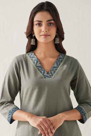 Gauhar Rehmat Handloom Kurta