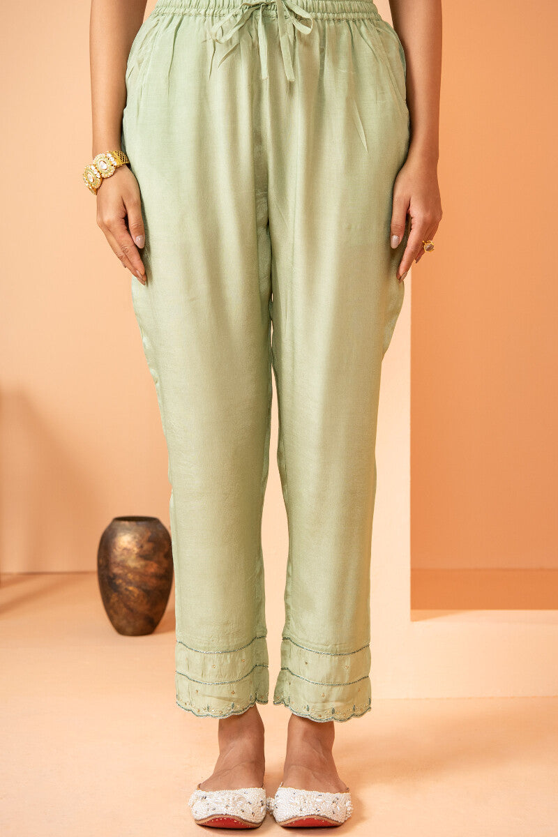Nazm Mahira Kurta