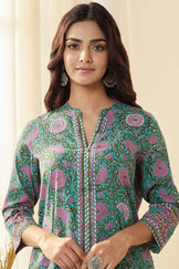 Nazm Zarin Kurta