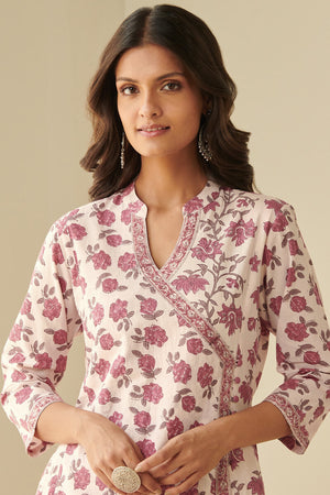 Gulbarg Farnaz Sanganeri Kurta