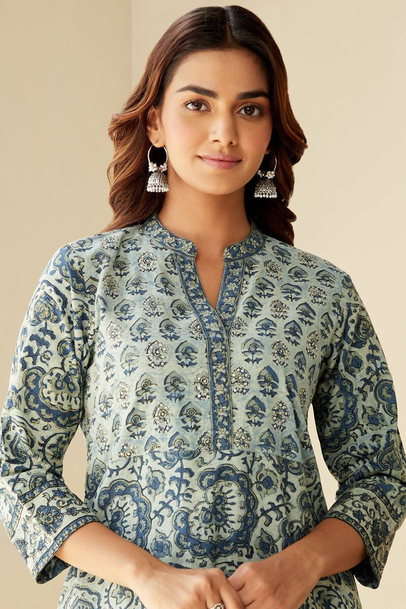 Sehra Sarah Akola Kurta