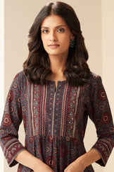 Sehra Nizam Ajrak Kurta