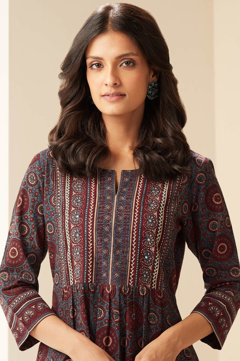 Sehra Nizam Ajrak Kurta