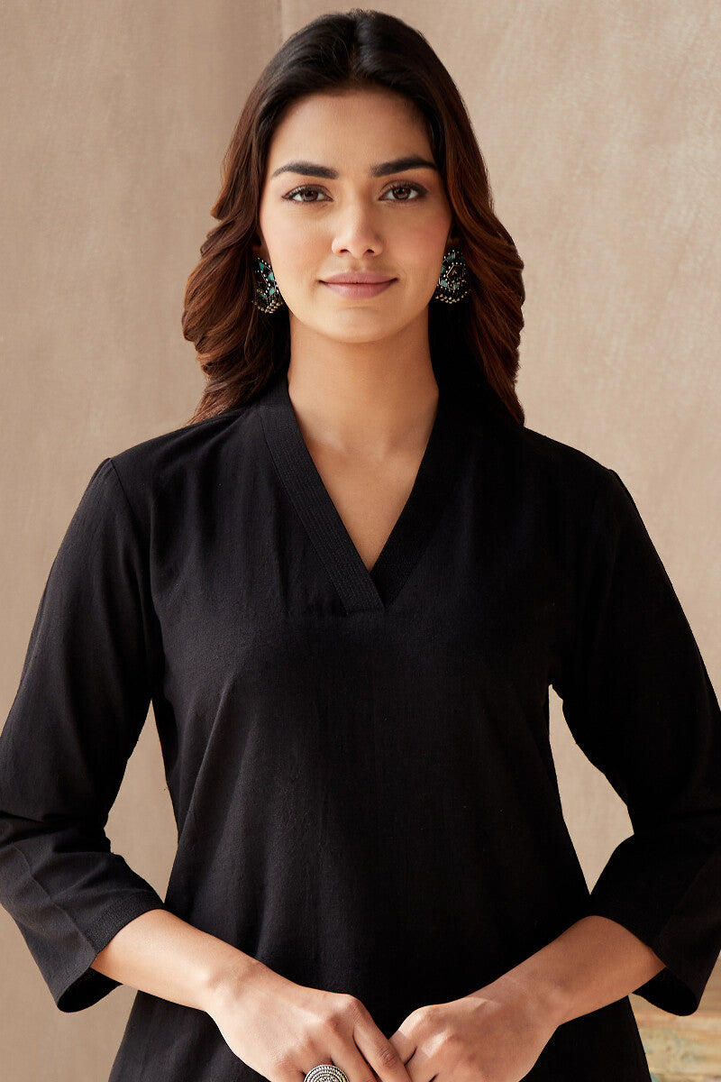 Roza Seher Black Kurta