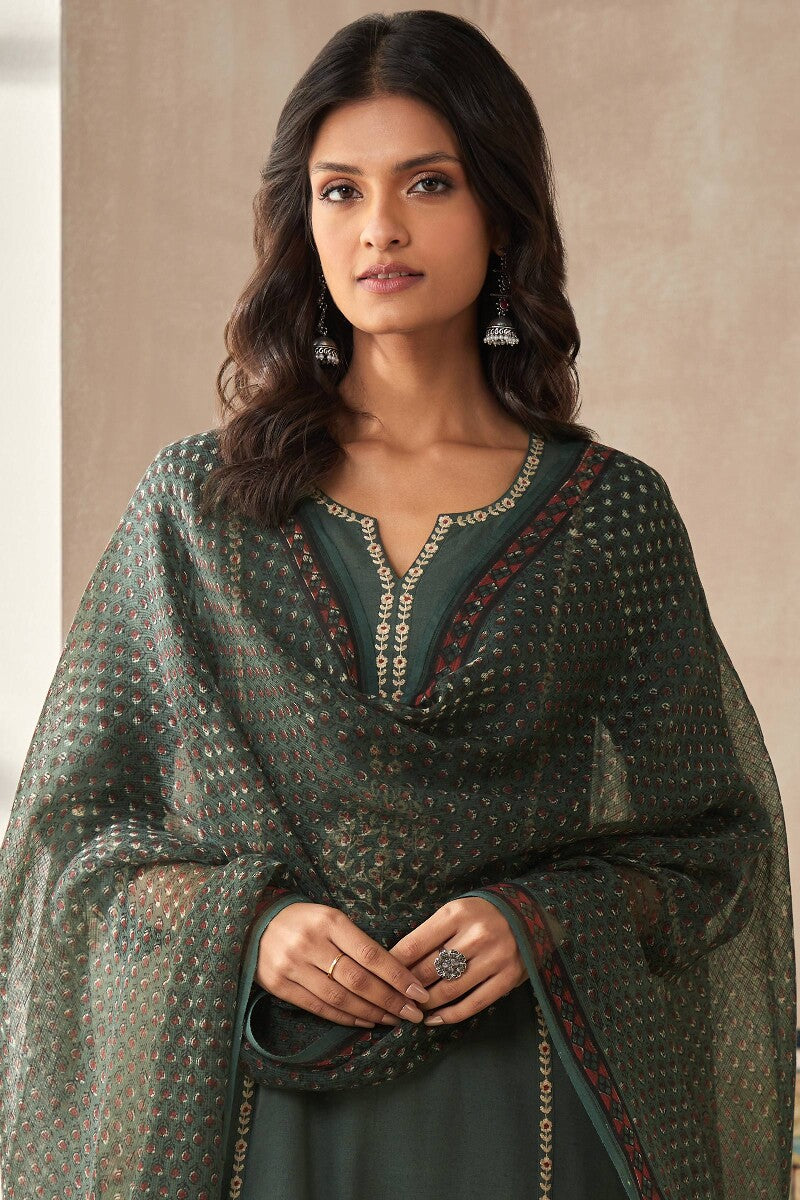 Roza Seerat Dupatta