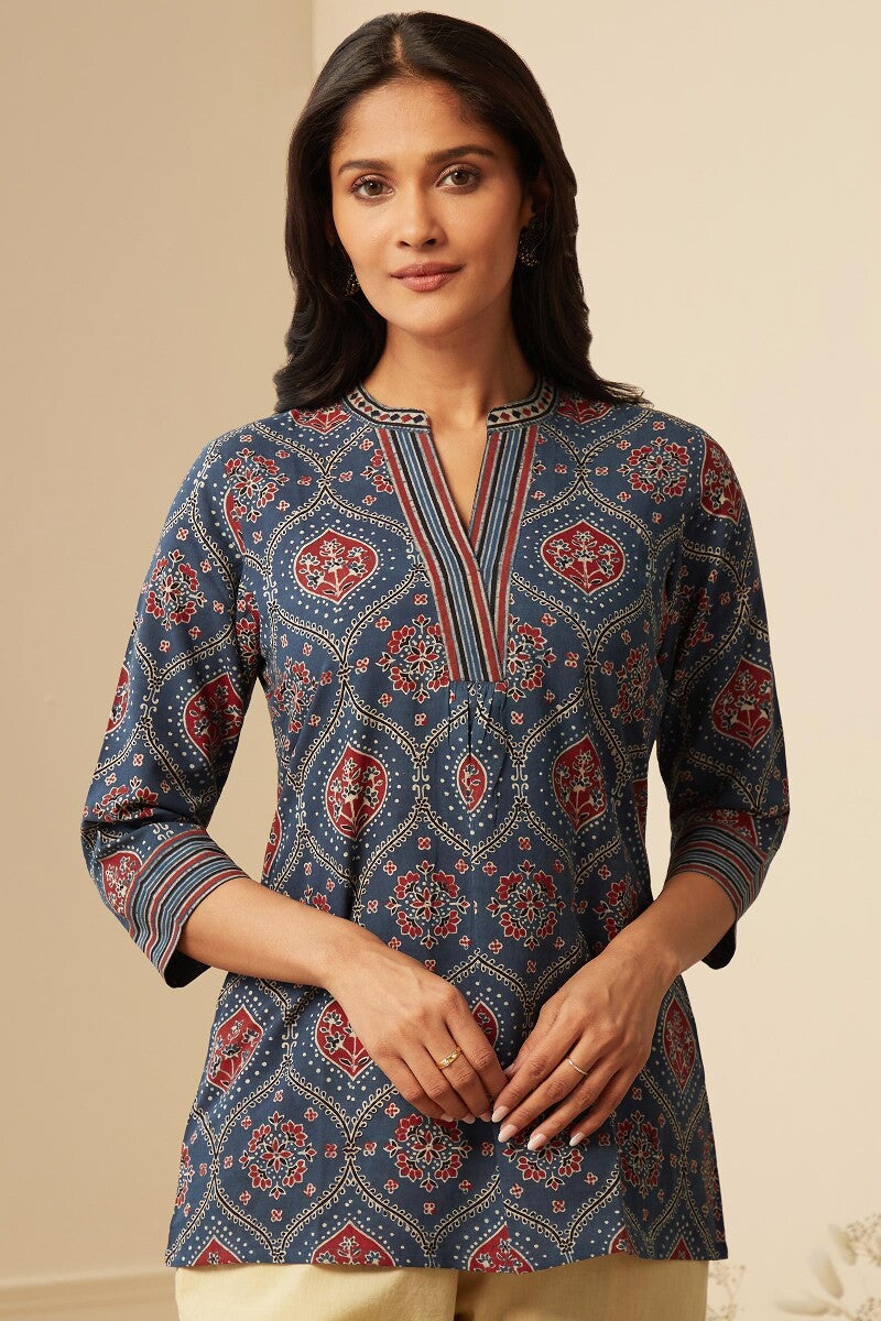 Sehra Rehmat Ajrak Top