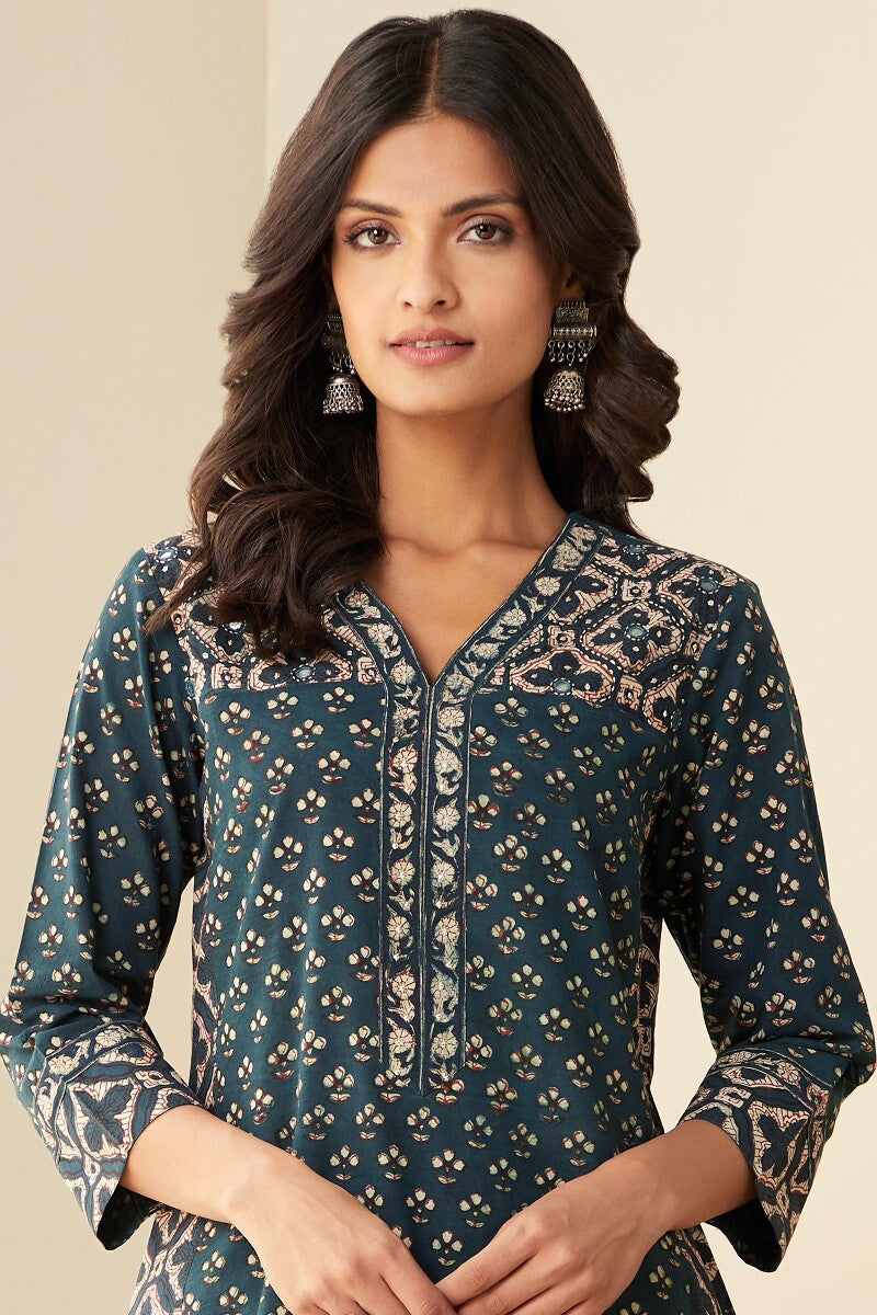 Sehra Nazimah Bagru Kurta