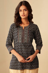 Sehra Ruhani Ajrak Top