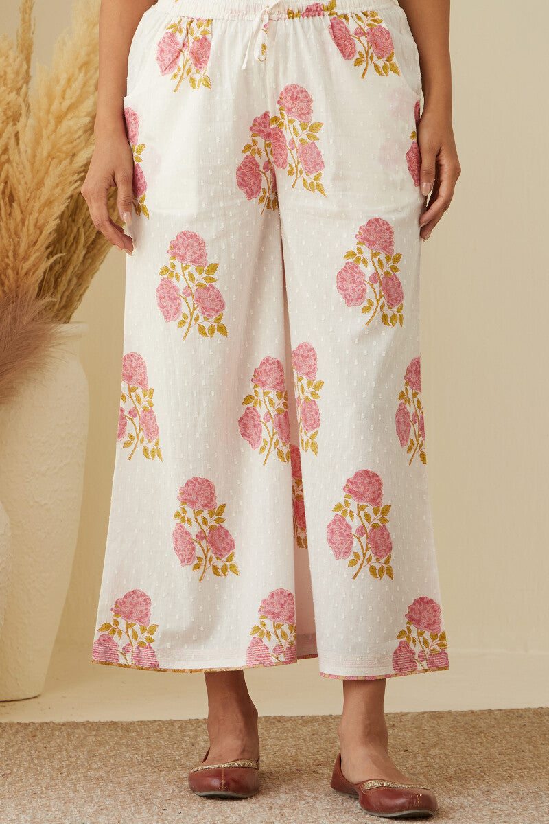 Nazm Sahira Sanganeri Palazzo