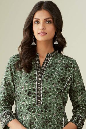 Sehra Kiran Bagru Kurta