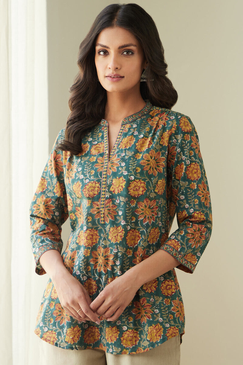 Gauhar Layla Sanganeri Top