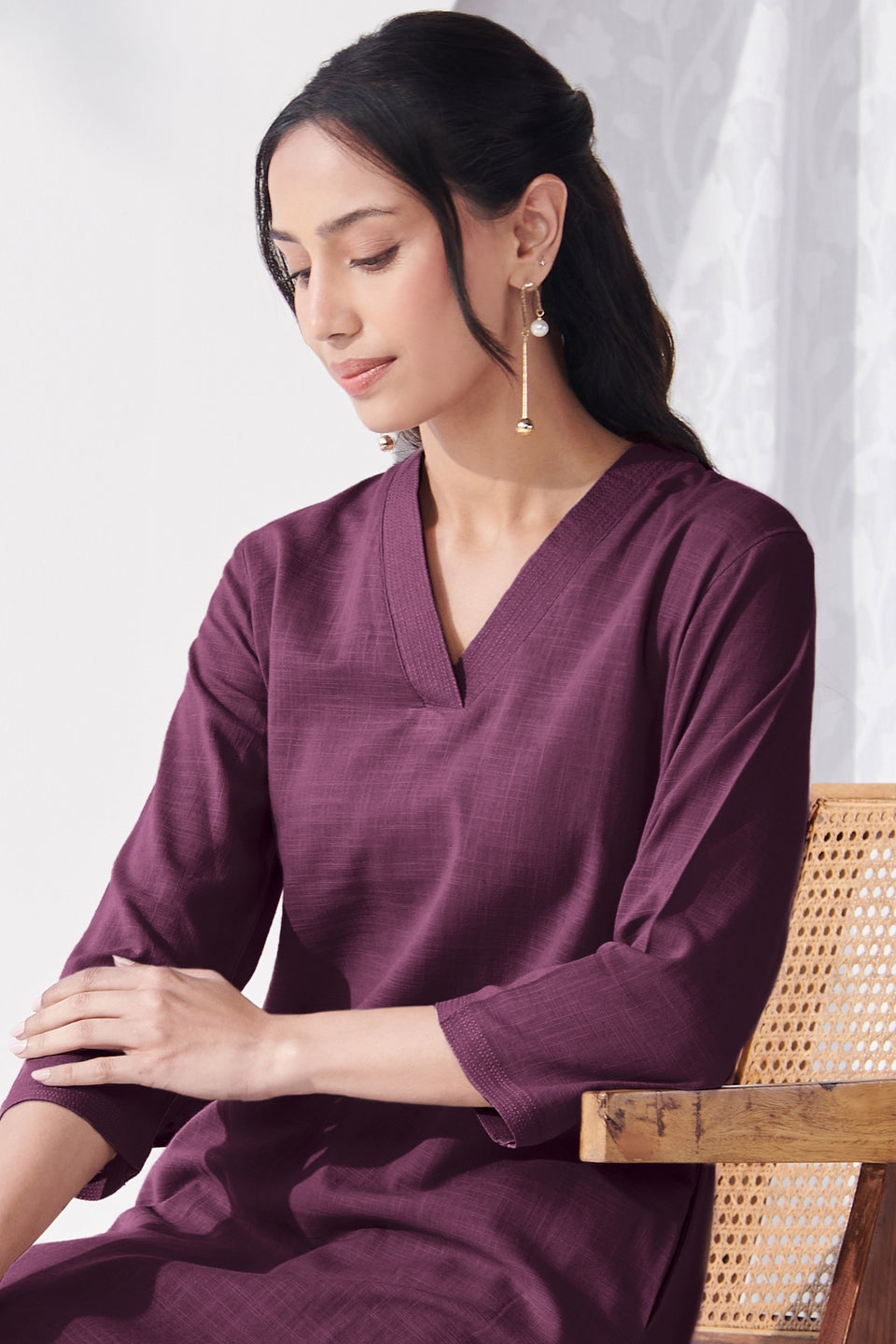 Surplus: Roza Nazm Wine Kurta