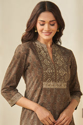 Sehra Zaira Akola Kurta