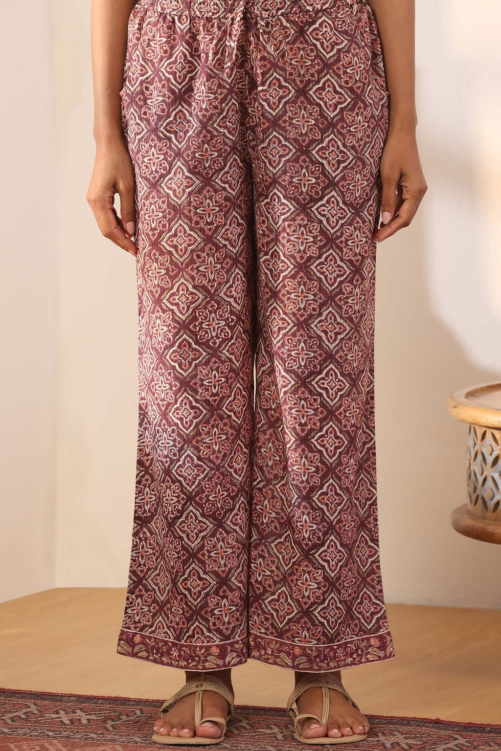 Gauhar Rabiah Sanganeri Farsi