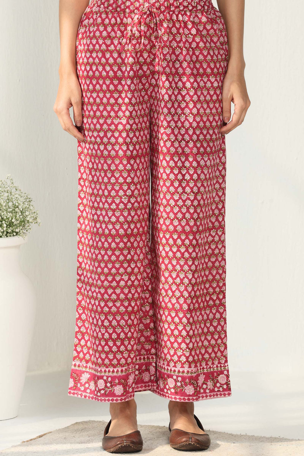 Surplus: Roz Meher Jasmine Sanganeri Farsi