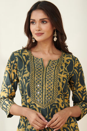 Sehra Zaira Kurta