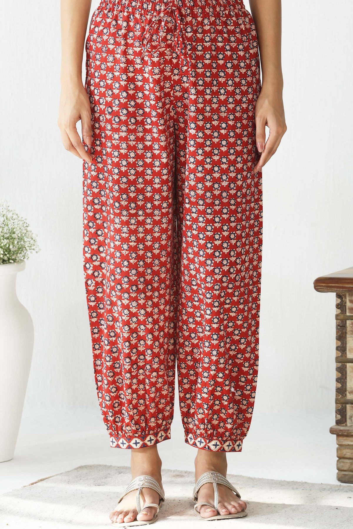 Surplus: Sehra Kainat Bagru Izhaar Pants