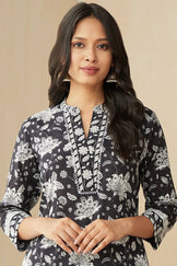 Mehnaz Nahida Sanganeri Kurta