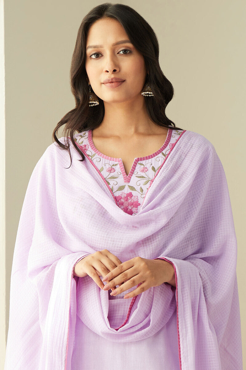 Roza Nikhat Dupatta