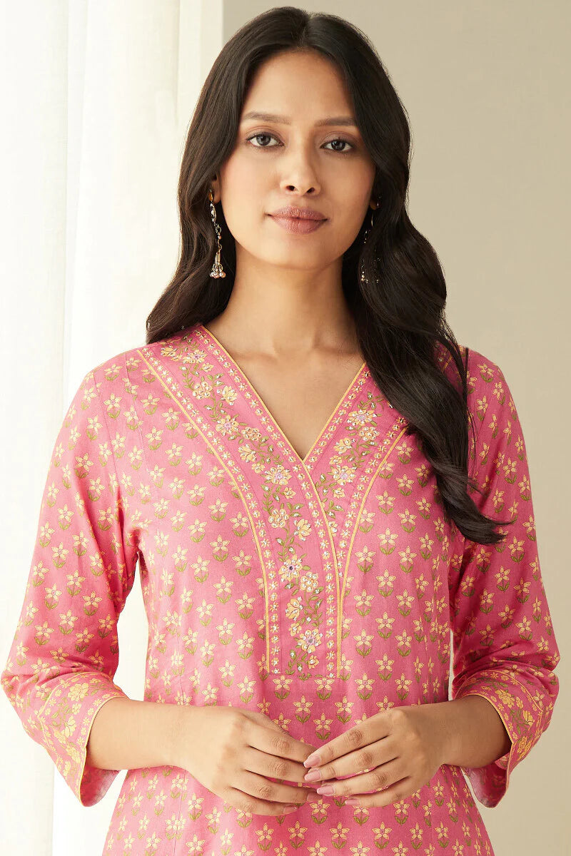 Mahnoor Fizah Kurta