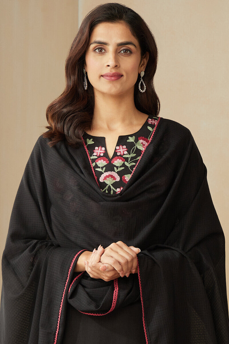 Rosheen Nazneen Dupatta