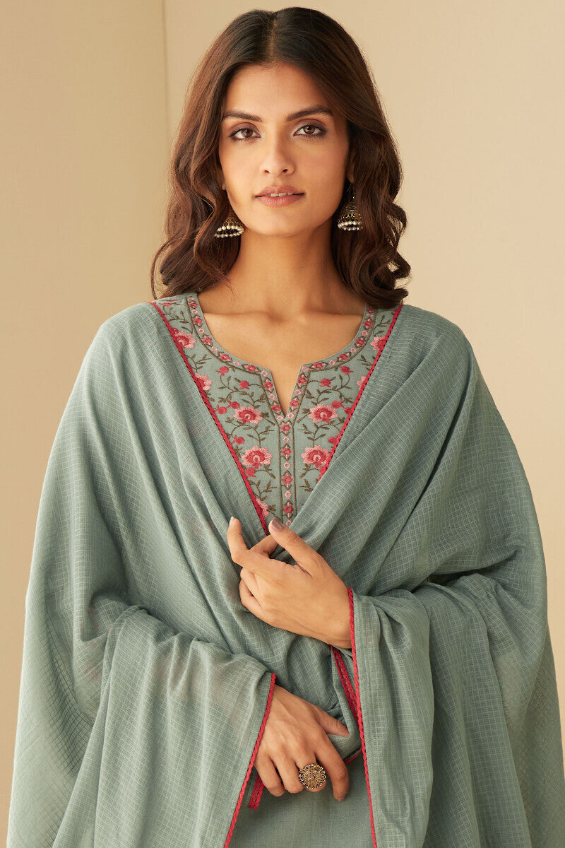 Roza Kainat Grey Dupatta