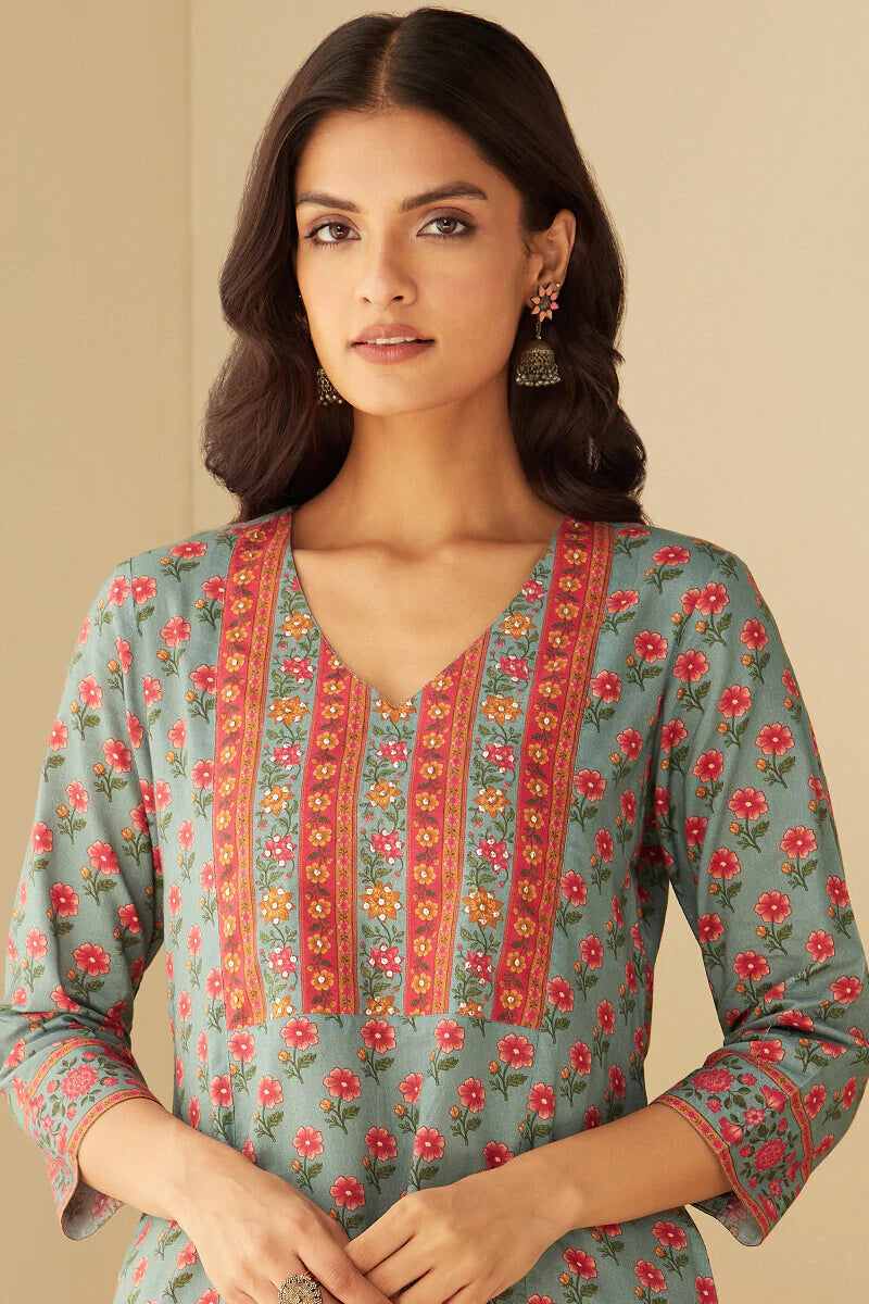 Mahnoor Zafina Kurta