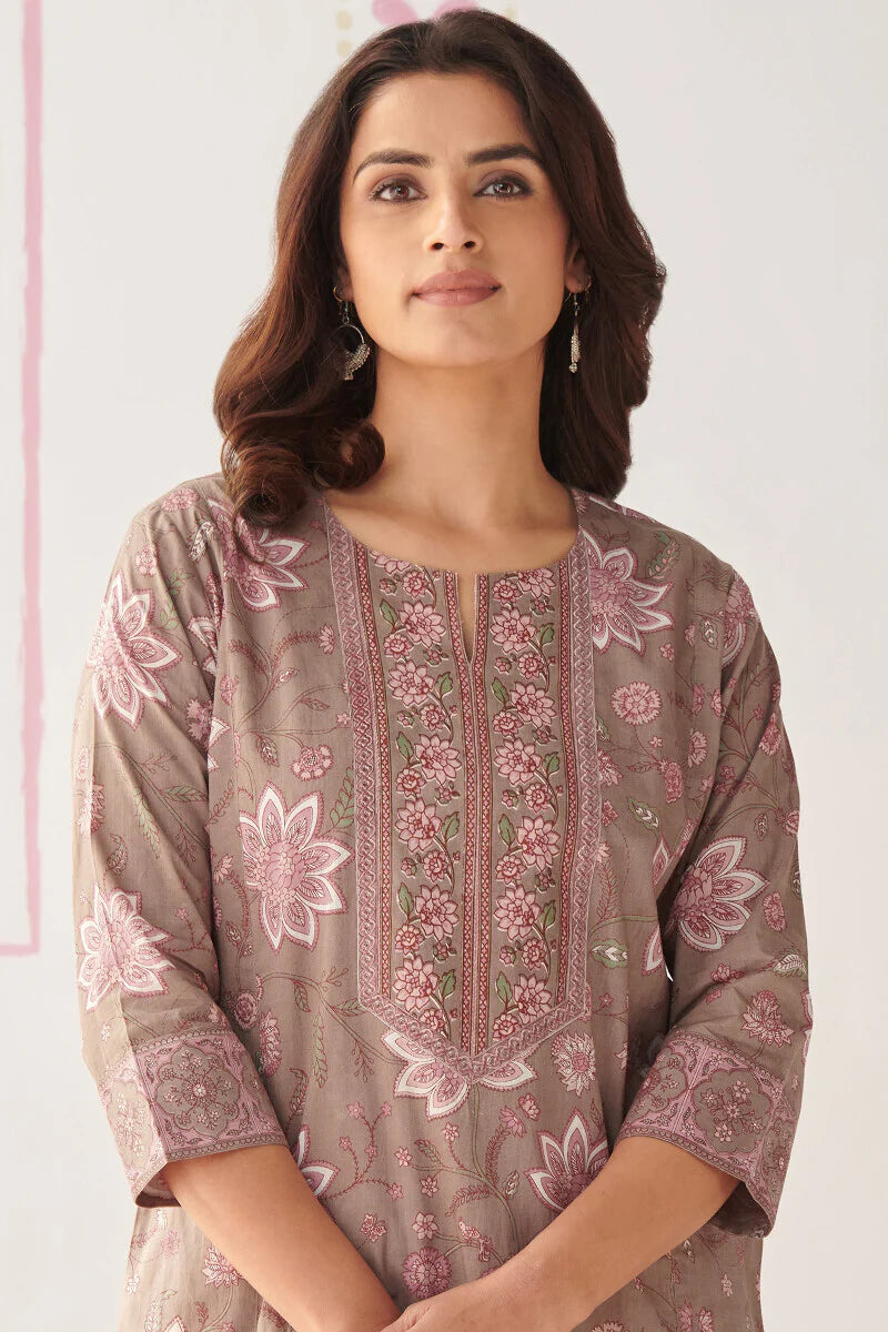 Surplus: Rosheen Sakina Kaftan