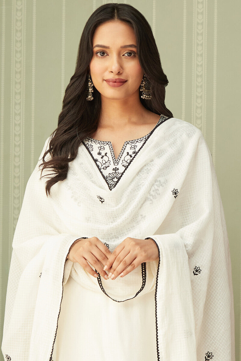 Naadirah Sehreen Dupatta