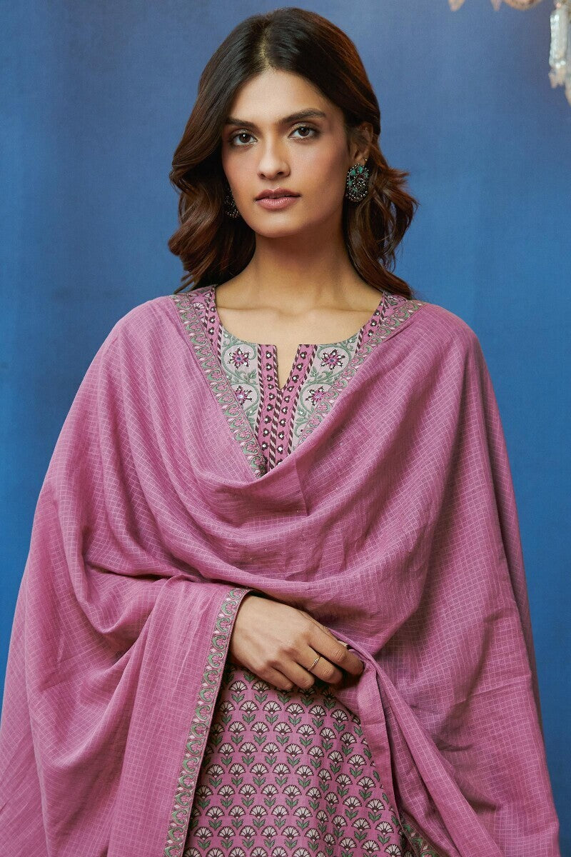 Mehreen Nazia Dupatta